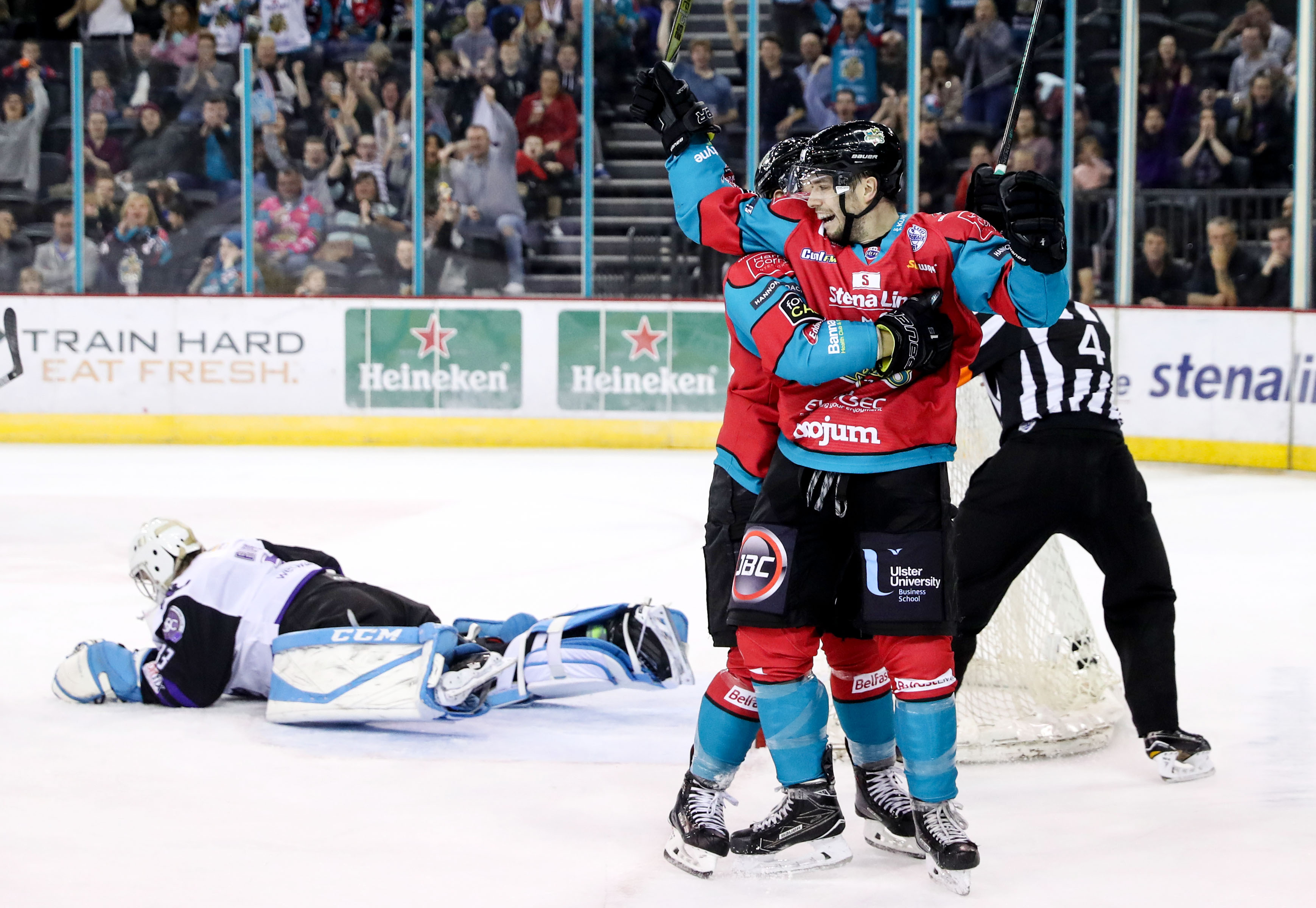 Belfast Giants v Glasgow Clan - Challenge Cup